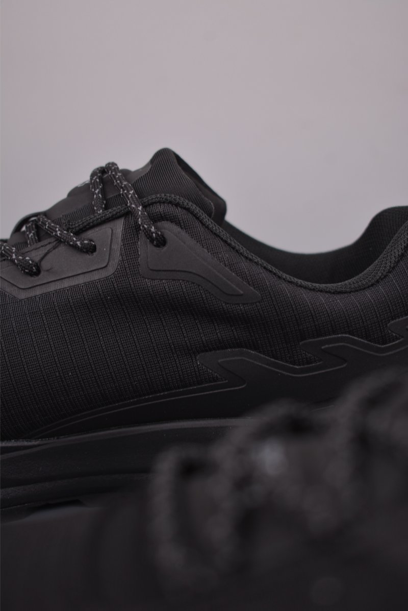 Kolon Litcamp GTX 'Black / Yellow / Gold' view