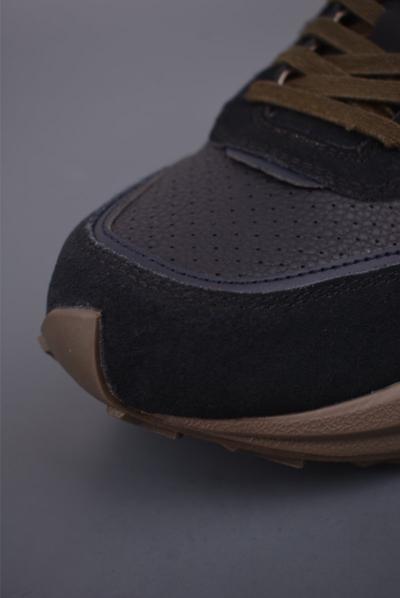 Kolon Litcamp GTX 'Black / Yellow / Gold' view