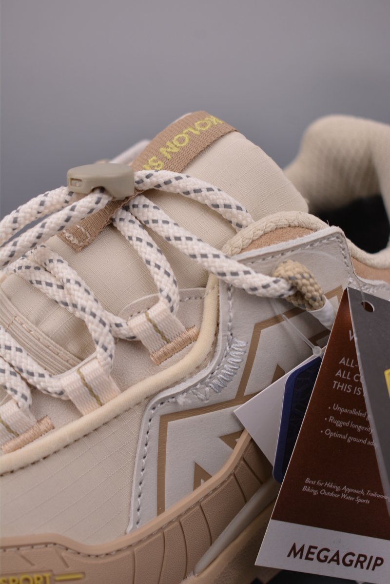 Kolon Litcamp GTX 'Black / Yellow / Gold' view