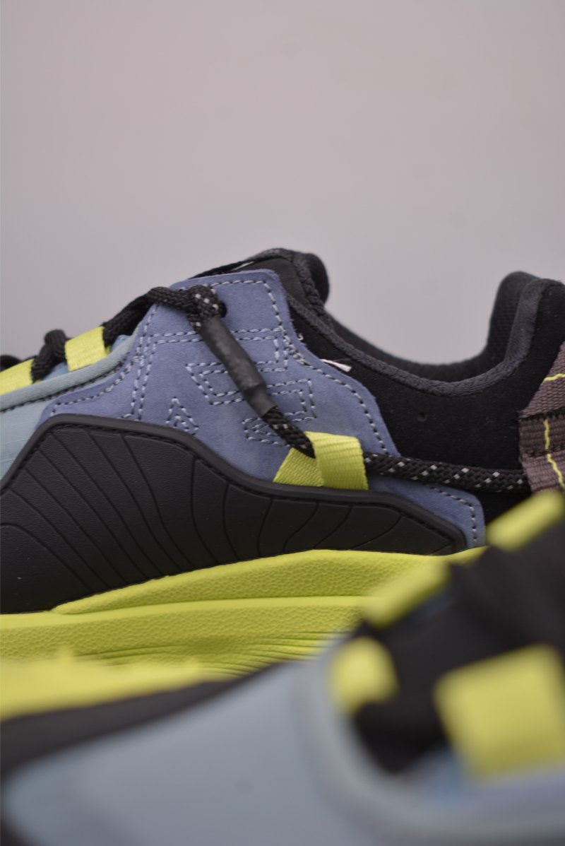Kolon Litcamp GTX 'Black / Yellow / Gold' view