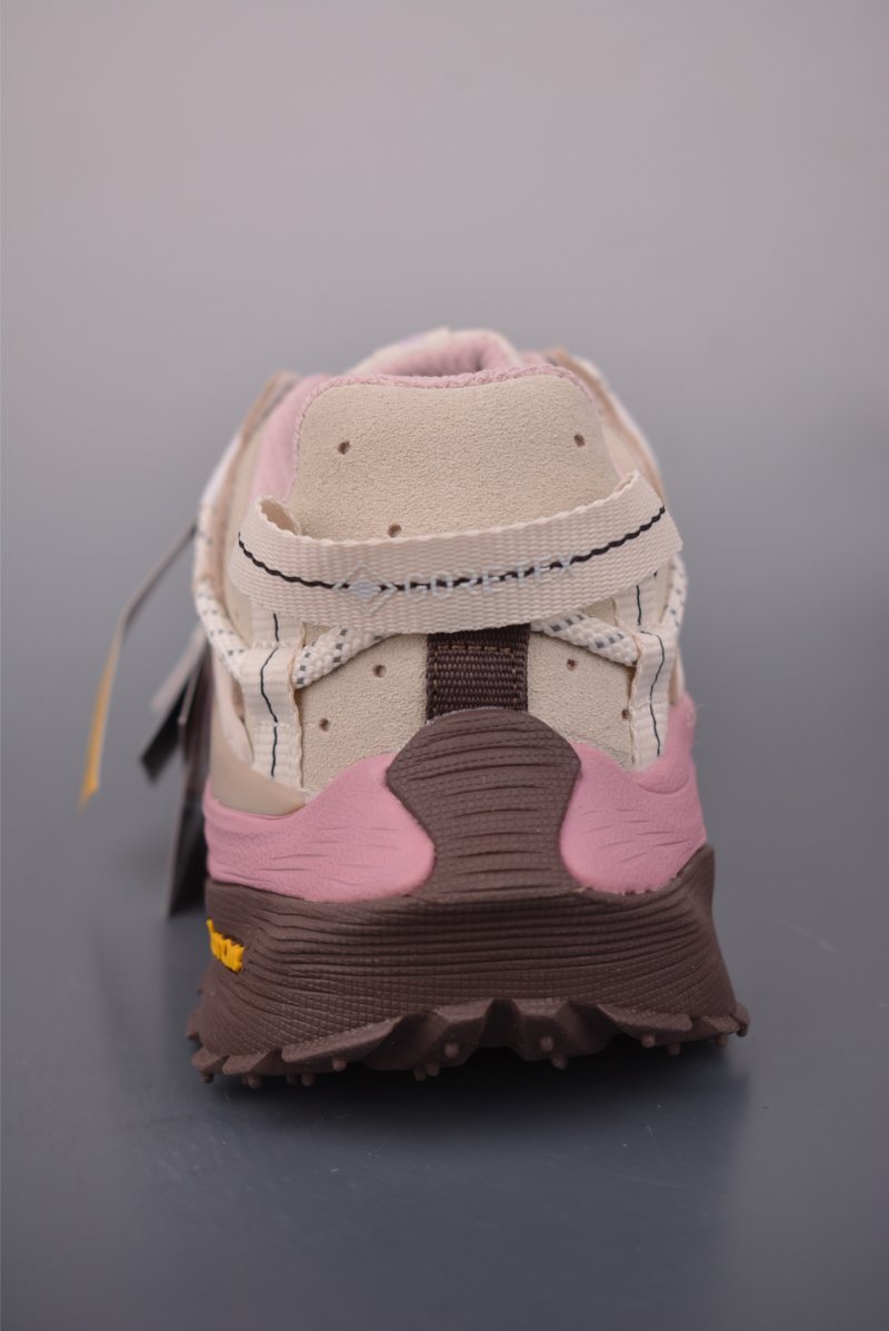 Kolon Litcamp GTX 'Black / Yellow / Gold' view