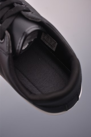 Lacoste Classic Low view 9