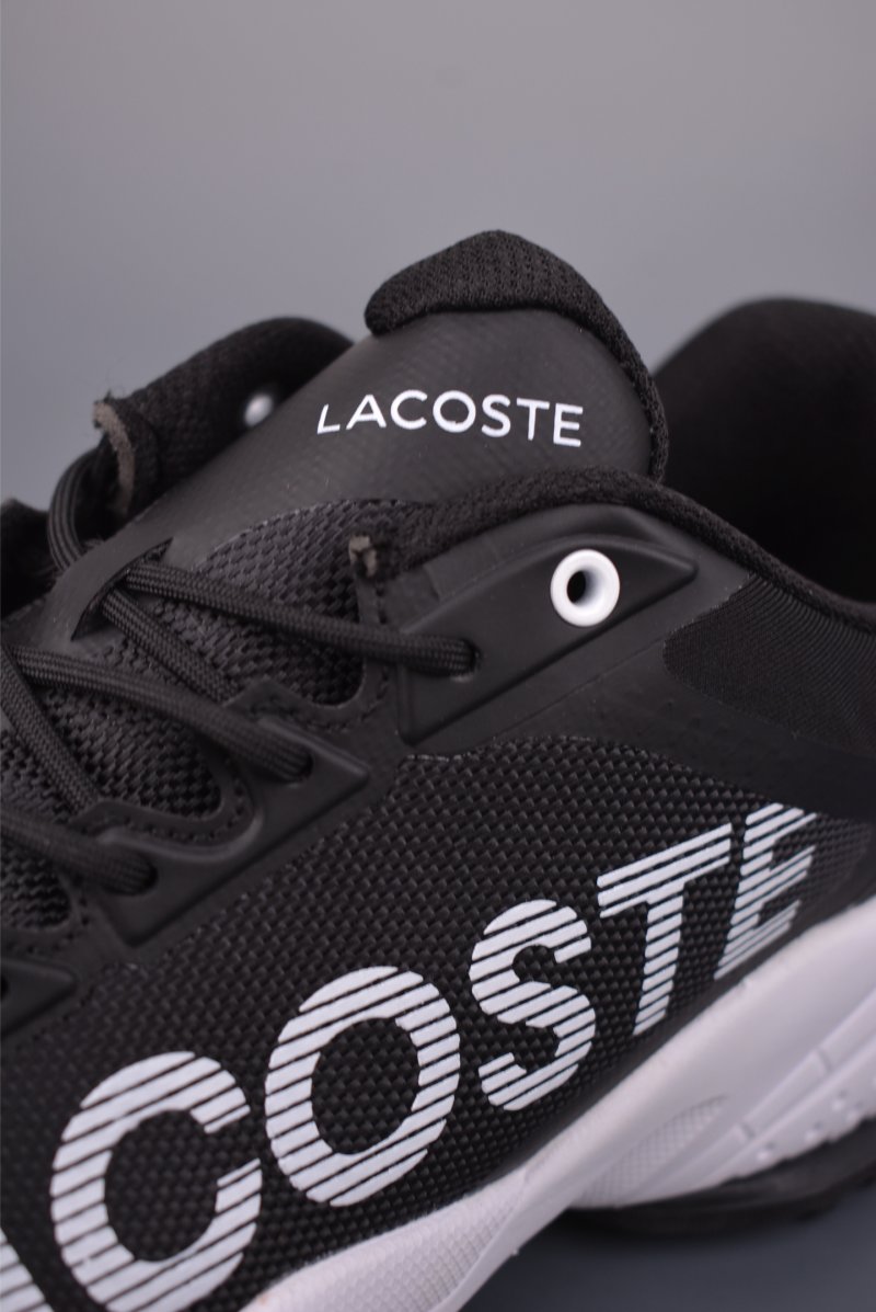 Lacoste Classic Low view