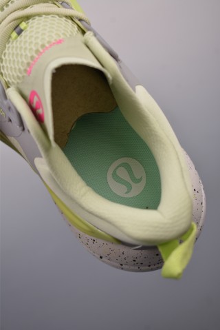 Lululemon Blissfeel Run 'Red' view 9