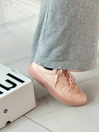 Lululemon W Cityverse Low view 3