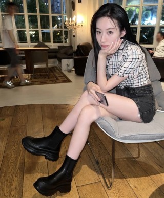 Alexander McQueen Chelsea Boot view 4