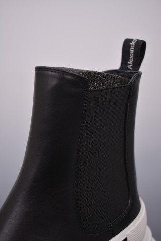 Alexander McQueen Chelsea Boot 'Red' view 7