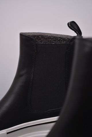 Alexander McQueen Chelsea Boot 'Red' view 8