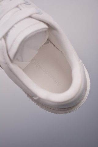 Alexander McQueen Chunky Sneaker 'White' view 9