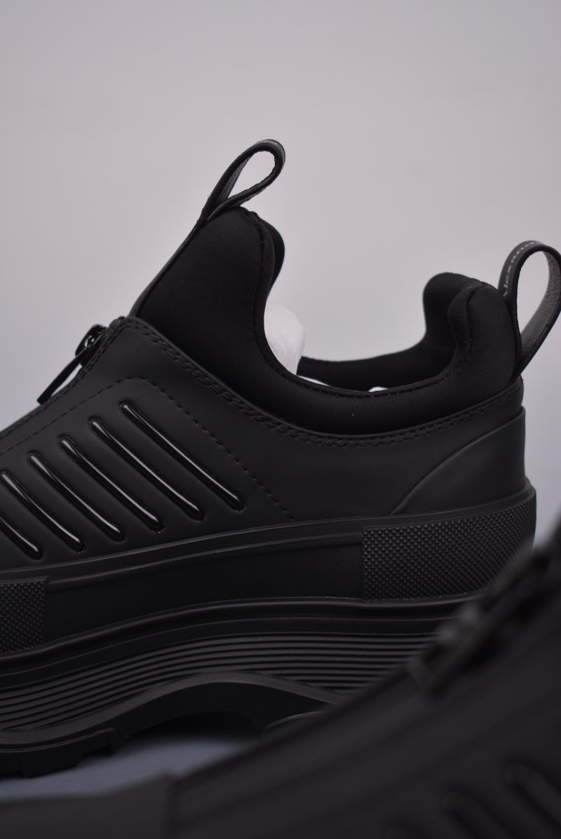 Alexander McQueen Sprint view