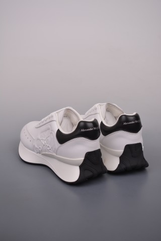 Alexander McQueen Sprint view 2