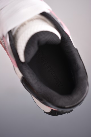 Alexander McQueen Sprint view 18