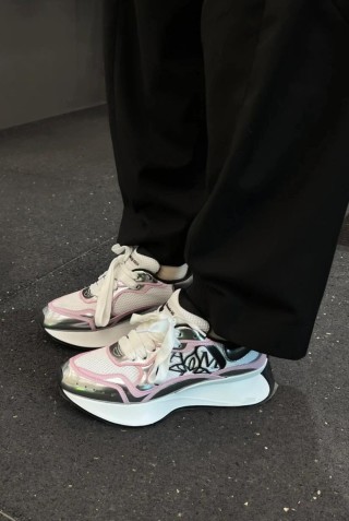 Alexander McQueen Sprint view 7
