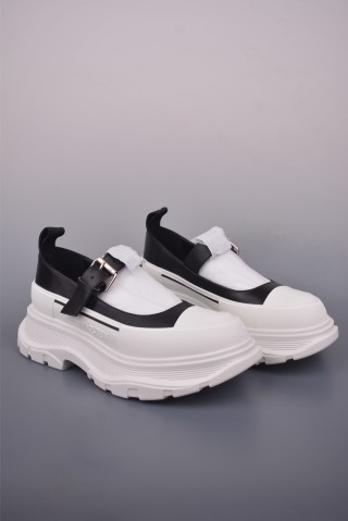 Alexander McQueen Slide view 1
