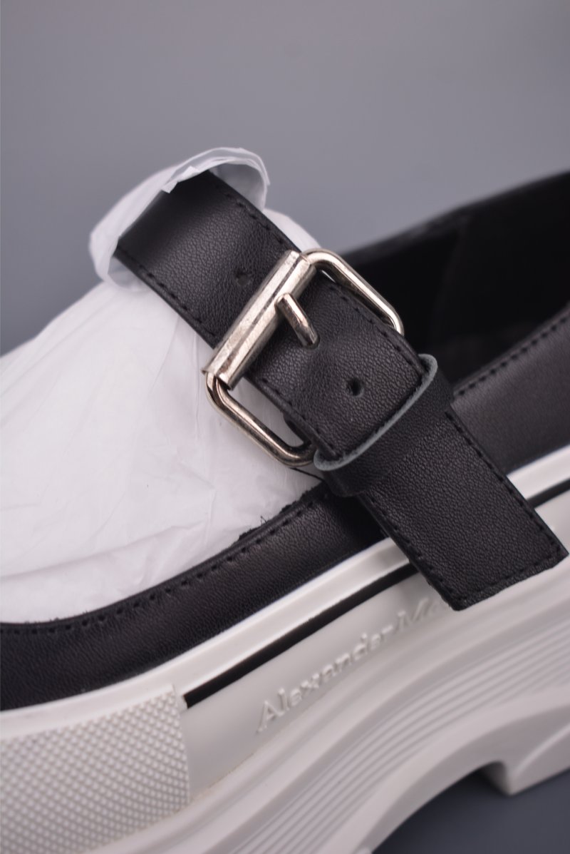 Alexander McQueen Slide view