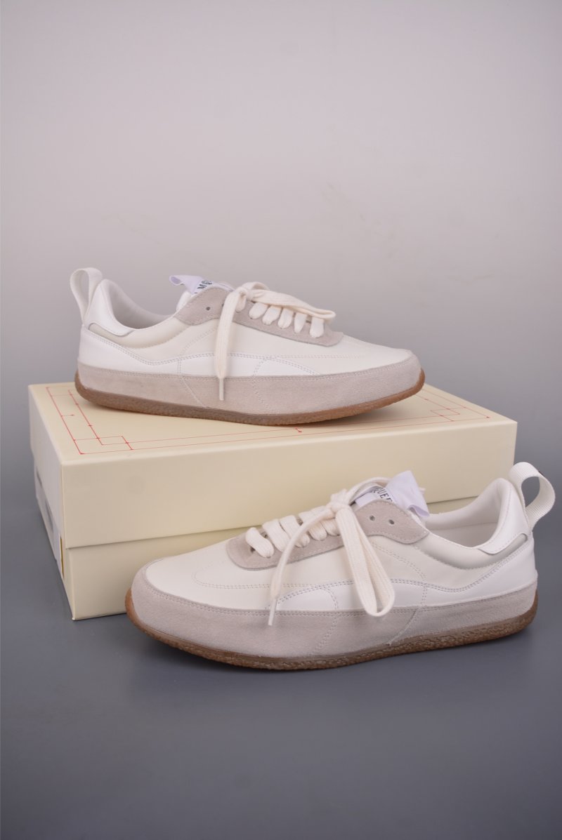 Alexander McQueen Oversized Sneaker 'White' view