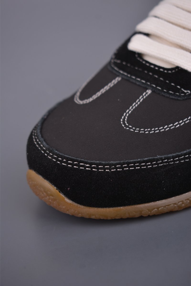 Alexander McQueen Oversized Sneaker 'White' view