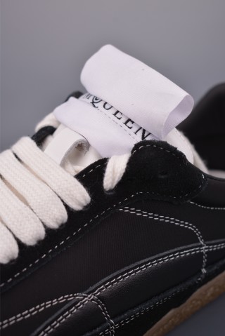 Alexander McQueen Oversized Sneaker 'White' view 7