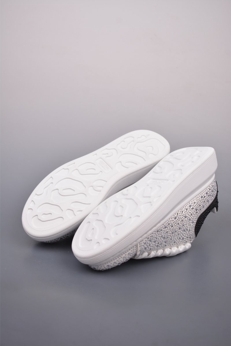 Alexander McQueen Oversized Sneaker 'Blue' view