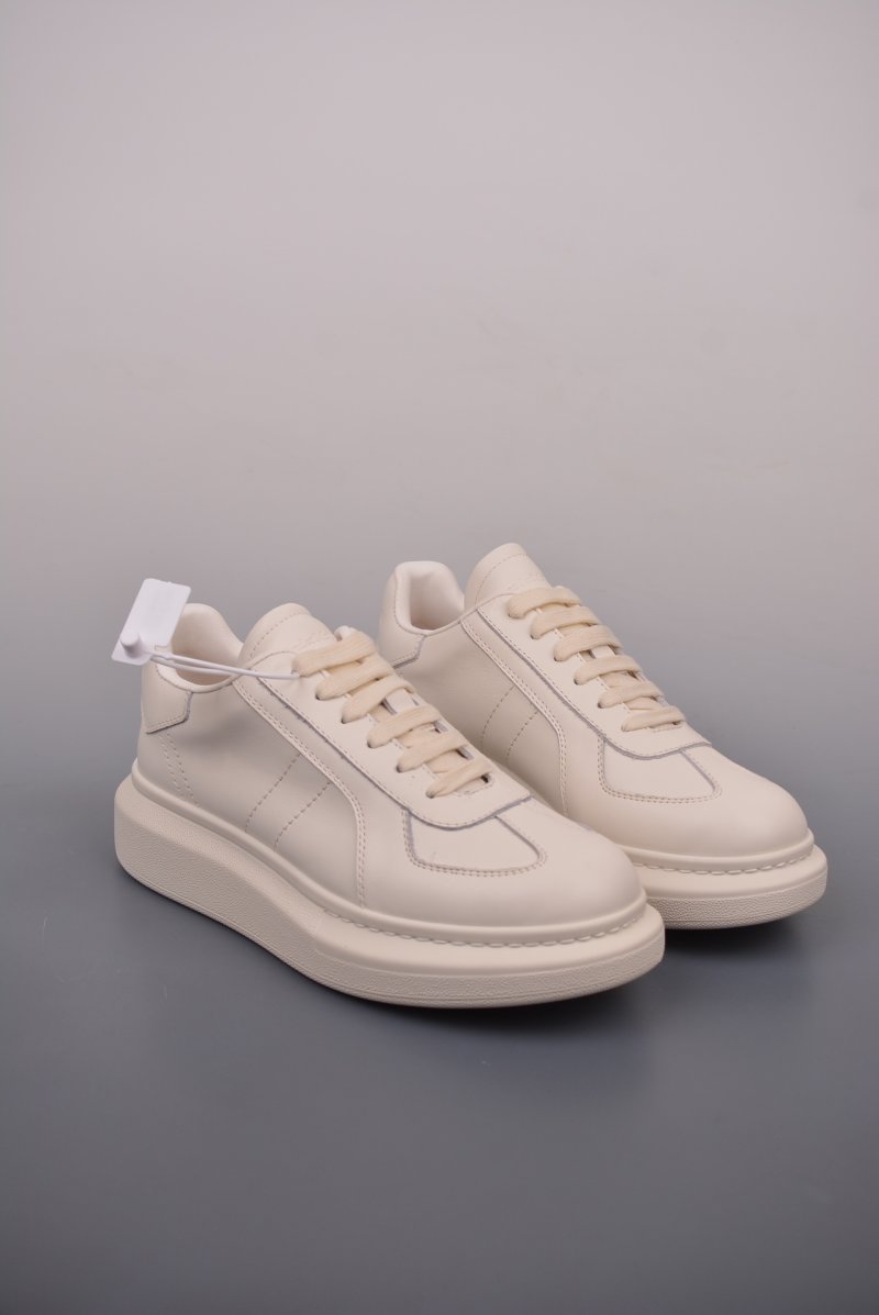 Alexander McQueen Oversized Sneaker NFC 'White'