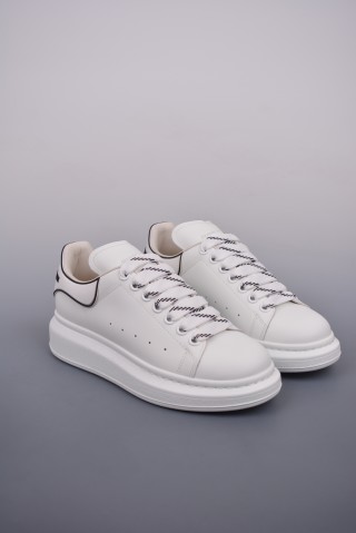 Alexander McQueen Oversized Sneaker NFC 'White' view 1