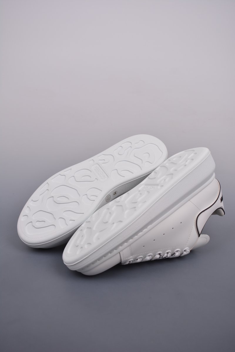 Alexander McQueen Oversized Sneaker NFC 'White' view