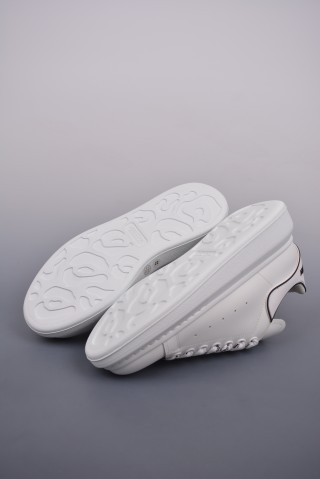 Alexander McQueen Oversized Sneaker NFC 'White' view 3