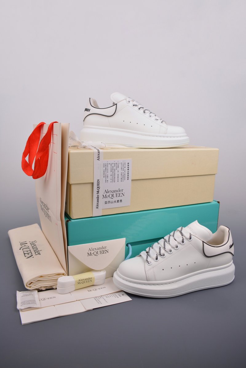 Alexander McQueen Oversized Sneaker NFC 'White' view