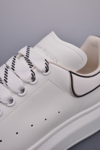 Alexander McQueen Oversized Sneaker NFC 'White' view 7