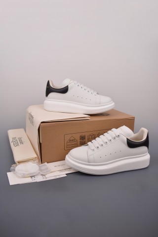 Alexander McQueen Oversized Sneaker NFC 'White' view 14