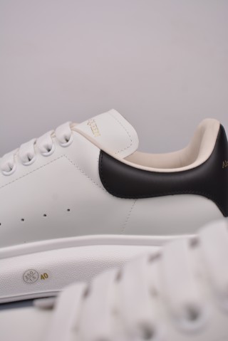 Alexander McQueen Oversized Sneaker NFC 'White' view 17