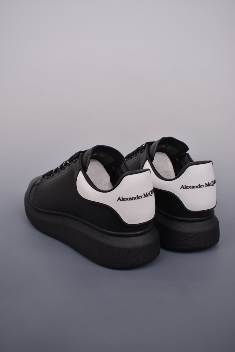 Alexander McQueen Sole Sneaker view