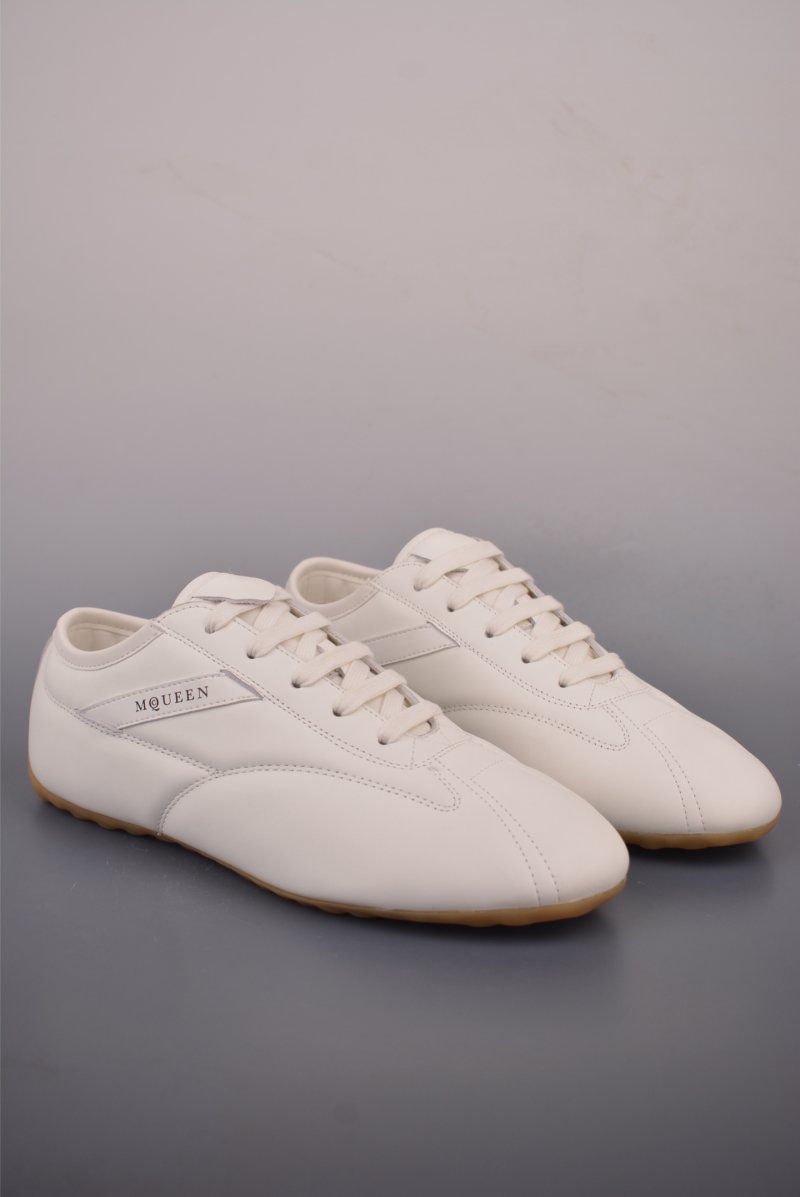 Alexander McQueen Boxe Sneaker 'Black / White / Beige / Red'
