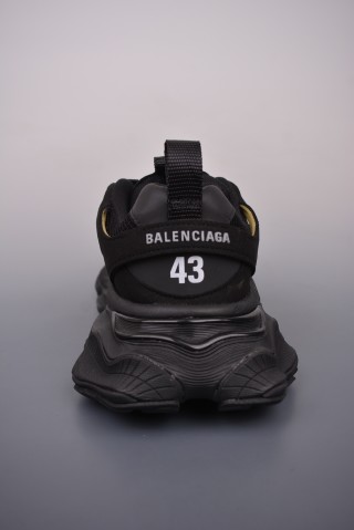 Balenciaga Cargo Sneaker 5XL 'Grey' view 4
