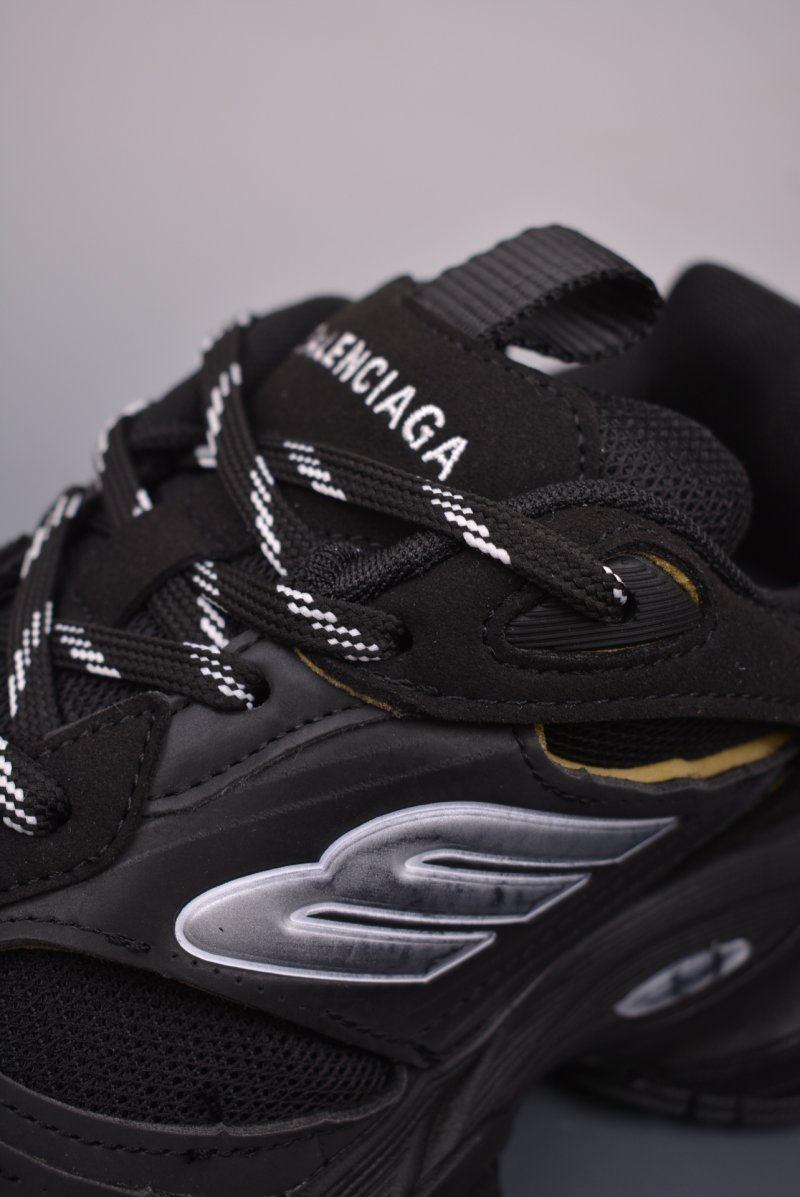 Balenciaga Cargo Sneaker 5XL 'Grey' view