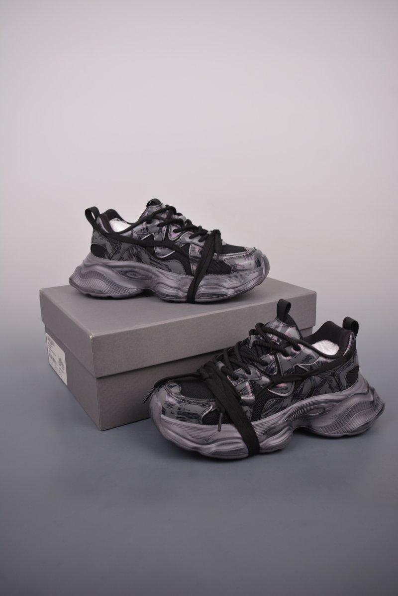 Balenciaga Sneaker 'Rose Pink / Black' view