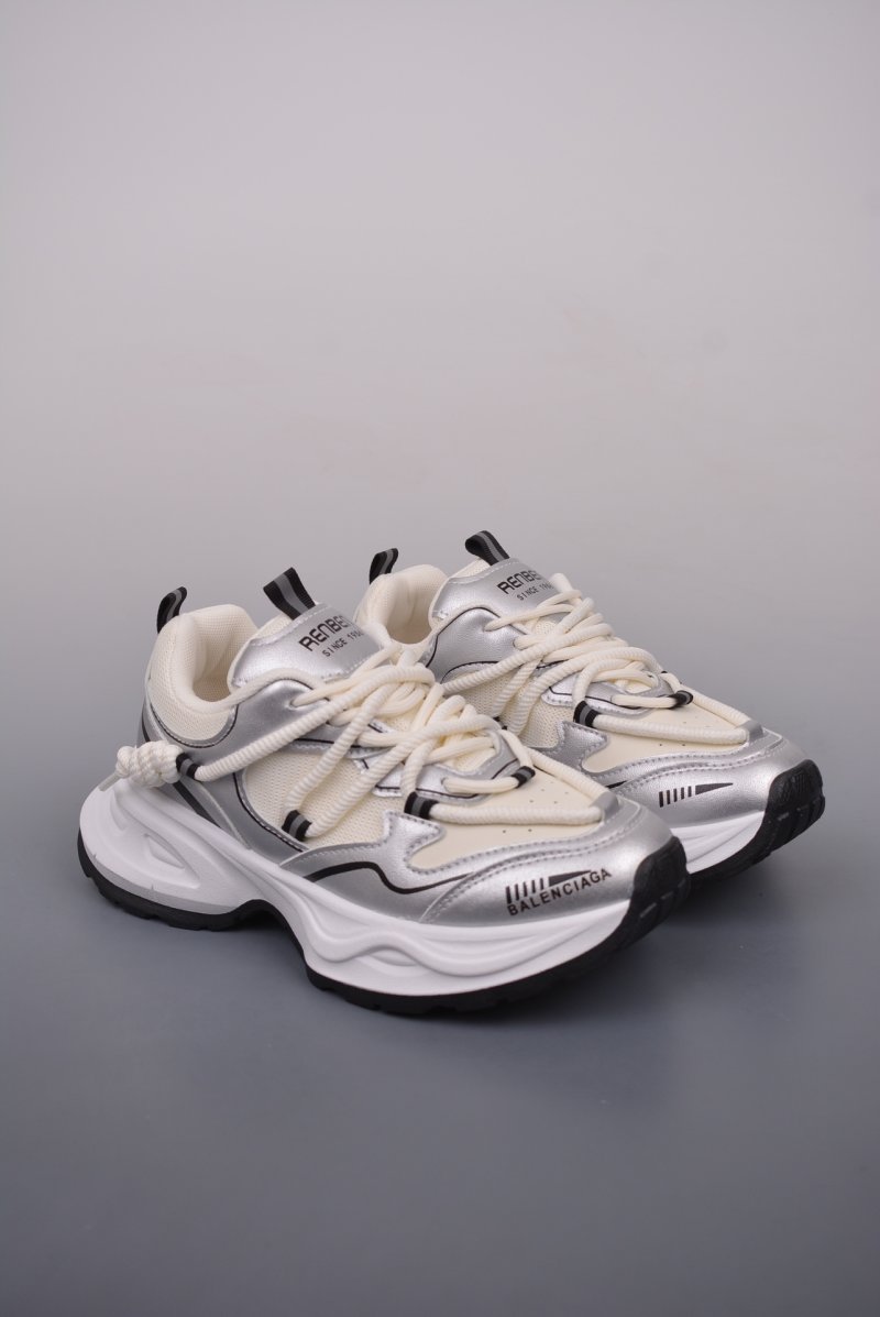 Balenciaga Sneaker Fleece Lined 'Rose Pink / Black' view