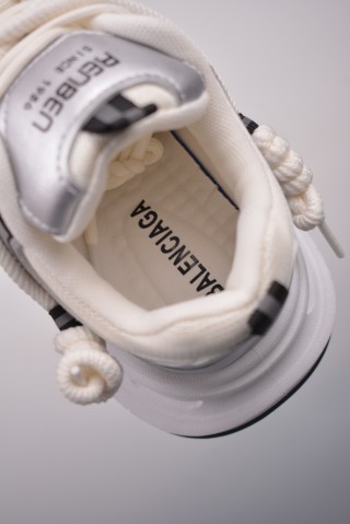 Balenciaga Sneaker Fleece Lined 'Rose Pink / Black' view 18