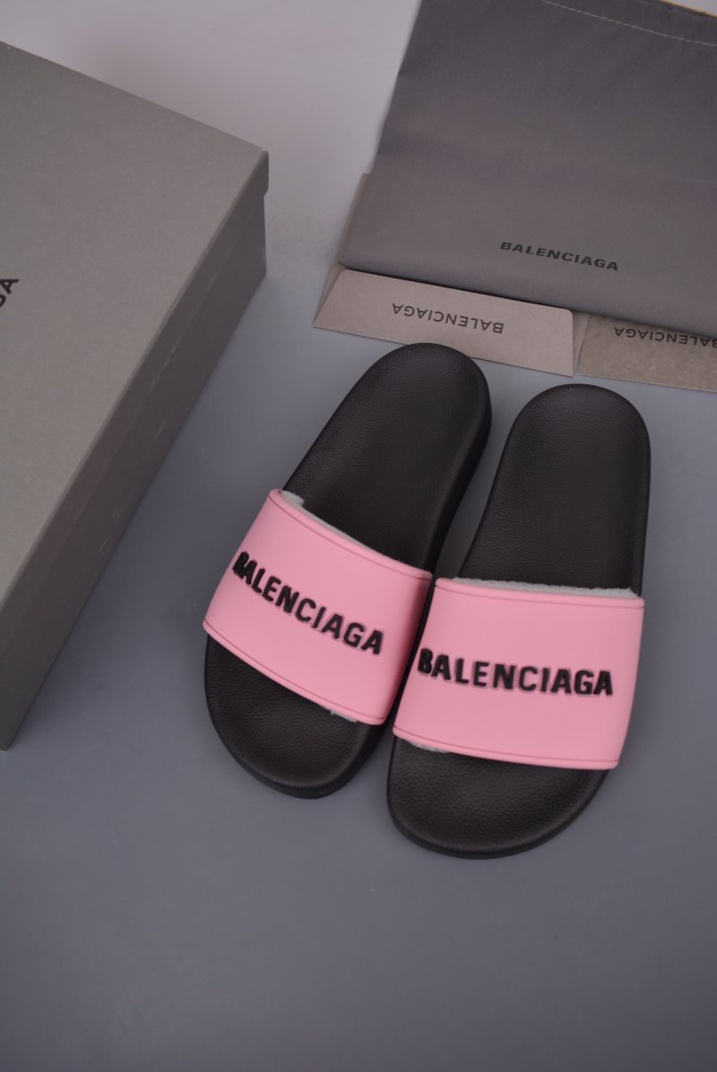 Balenciaga 3D Logo Slide view