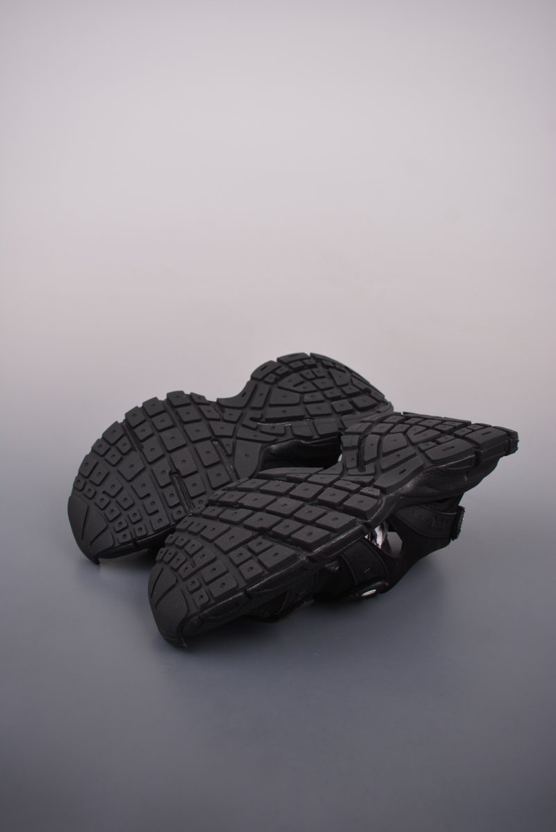 Balenciaga 3XL Sandal view