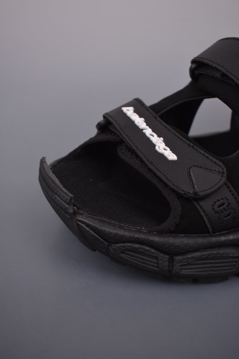 Balenciaga 3XL Sandal view