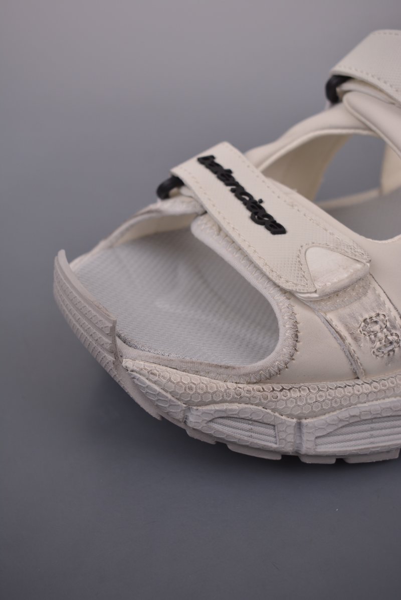 Balenciaga 3XL Sandal view