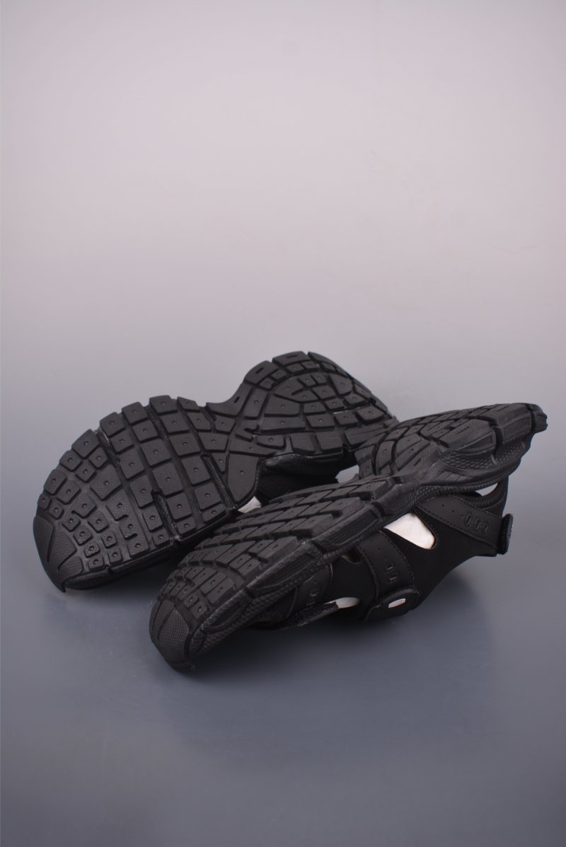 Balenciaga 3XL Sandal view