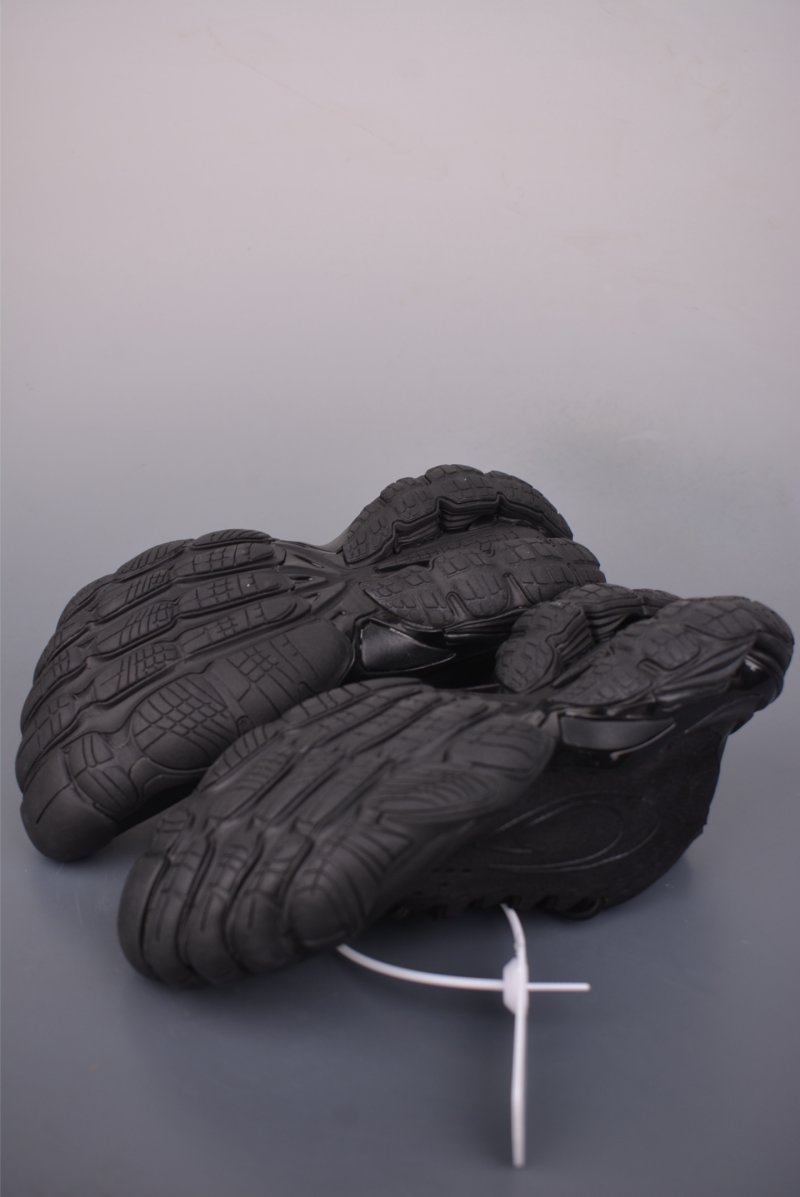 Balenciaga Anatomic Runner view