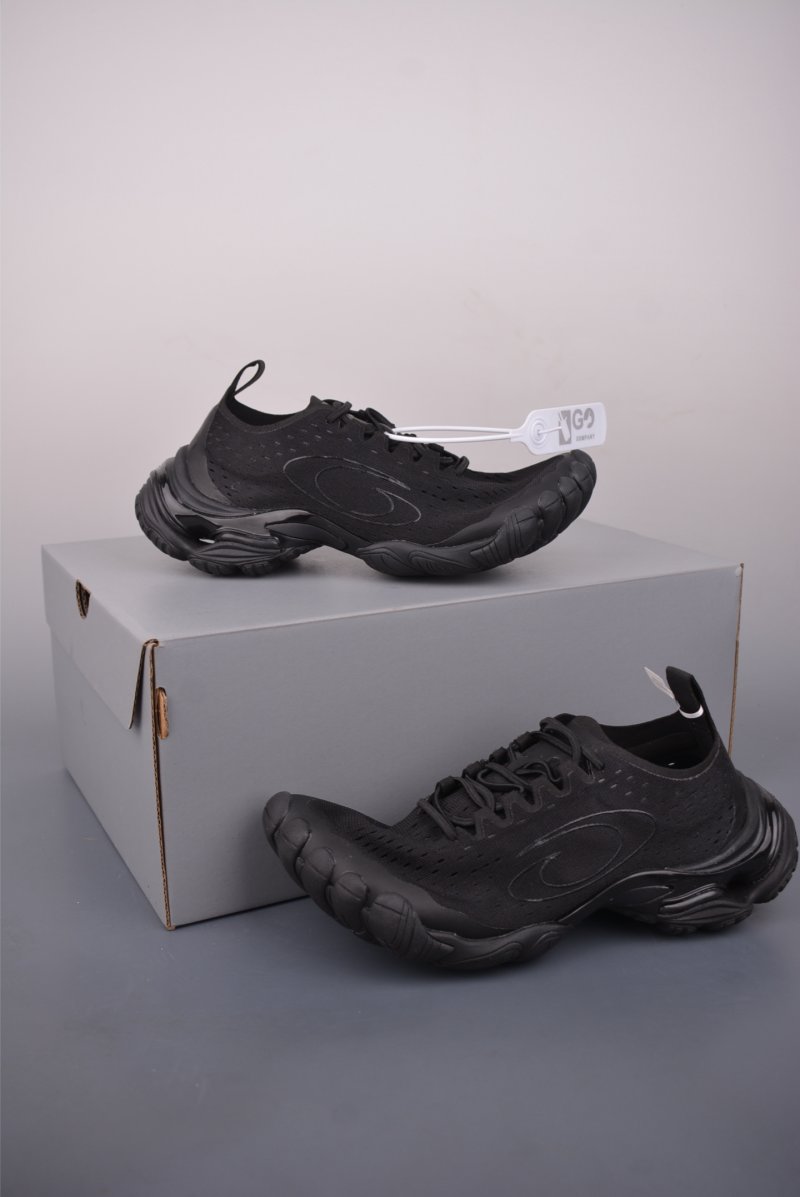 Balenciaga Anatomic Runner view