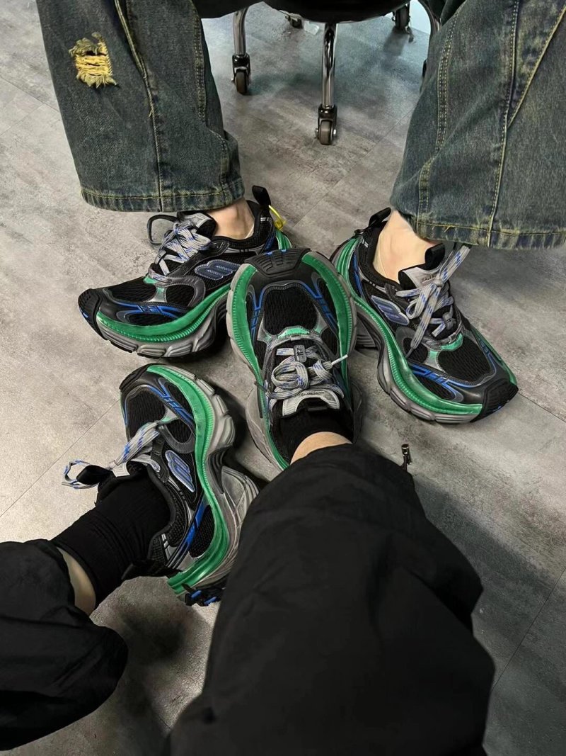 Balenciaga Cargo Sneaker view