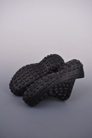 Balenciaga Defender Clog 'White' view 3