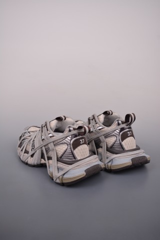 Balenciaga Phantom Sneaker 3XL view 2