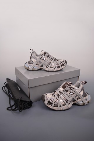 Balenciaga Phantom Sneaker 3XL view 5