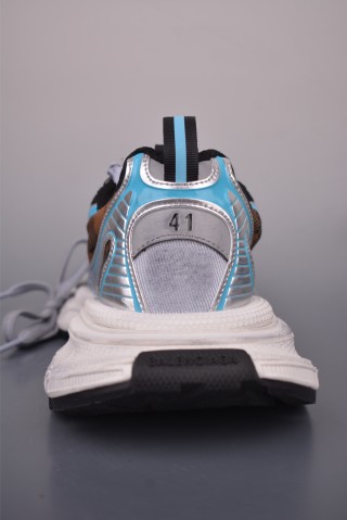 Balenciaga Phantom Sneaker 3XL view 22
